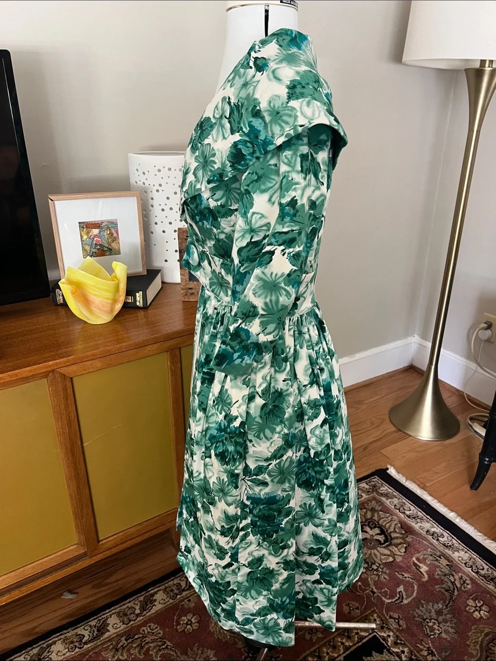 Trashy Diva feminine midi